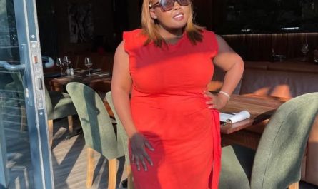 Jessamine sugar mummy in Kiambu Town Nairobi Metro seeking stable companionship