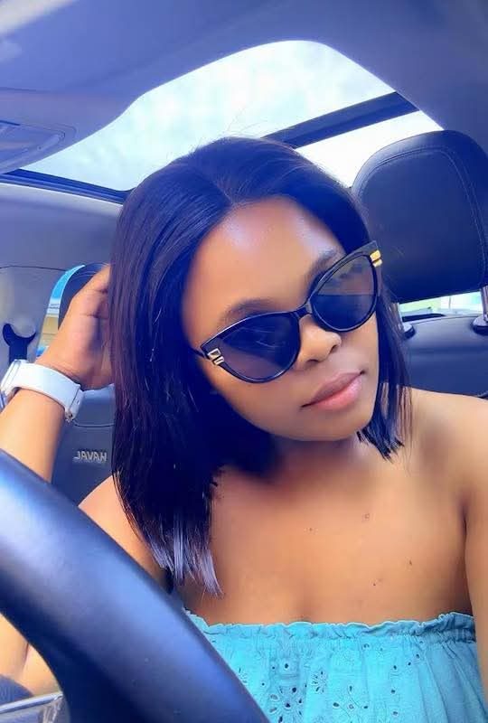 Lilian sugar mummy in Nyahururu seeking a brave and adventurous young man