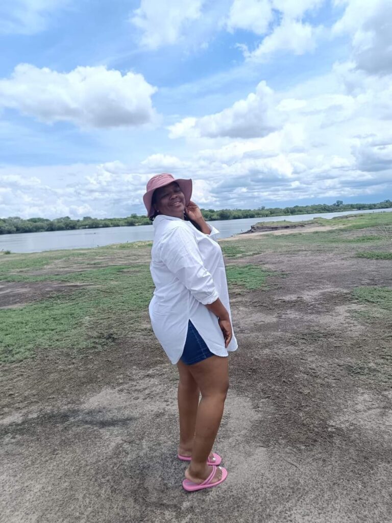 Leila, a Warm Sugar Mummy from Nakuru County Seeking a Loyal Gentleman