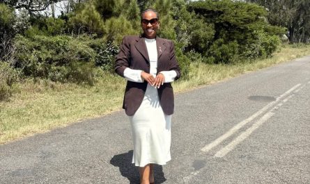 Diana Muthoni Sugar Mummy Is Looking for a Calm Young Man for Emotional Care and Private Romance